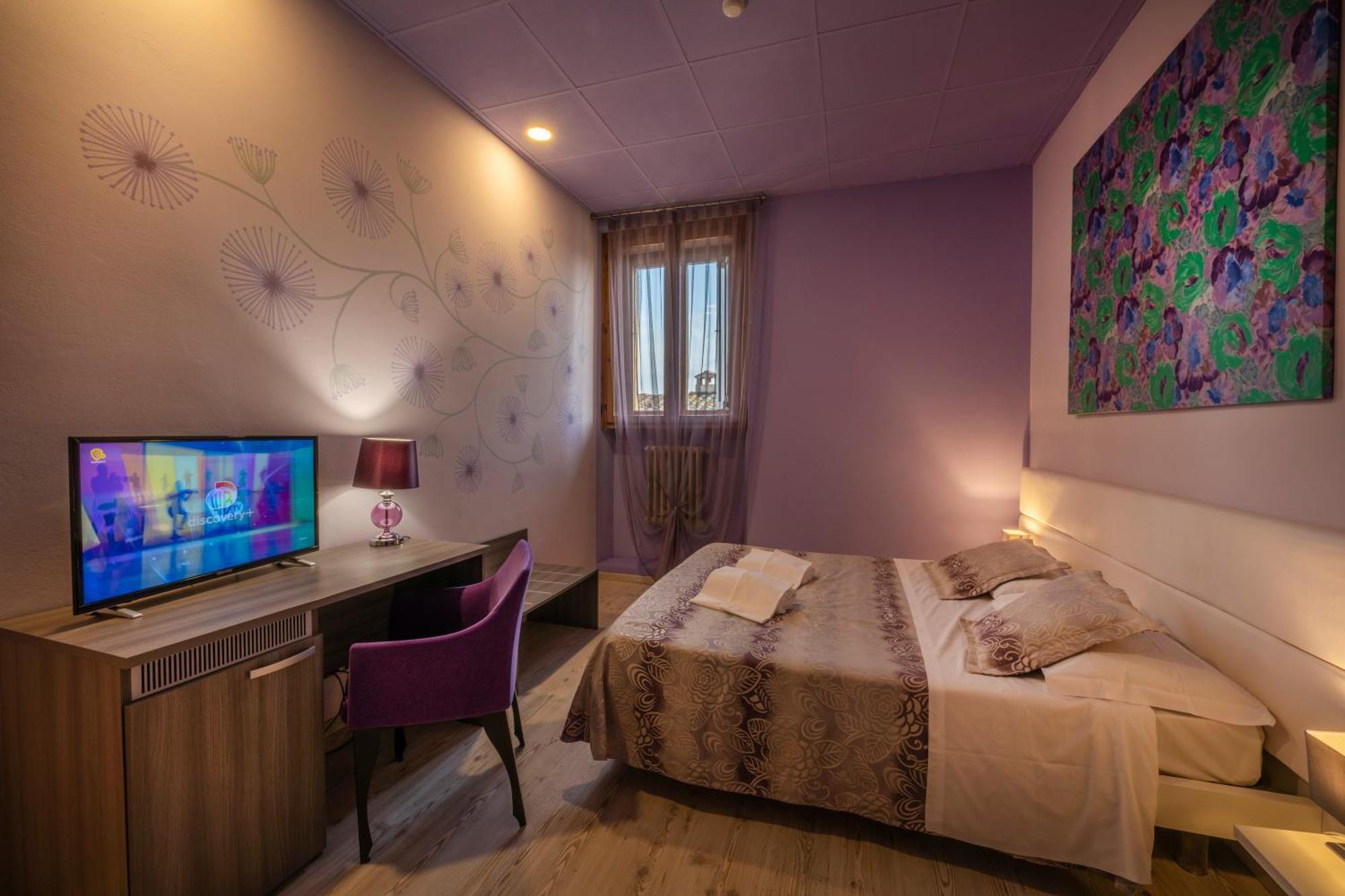 Hotel Palazzo Renieri - 3Stelle S Colle Val D'Elsa Eksteriør bilde