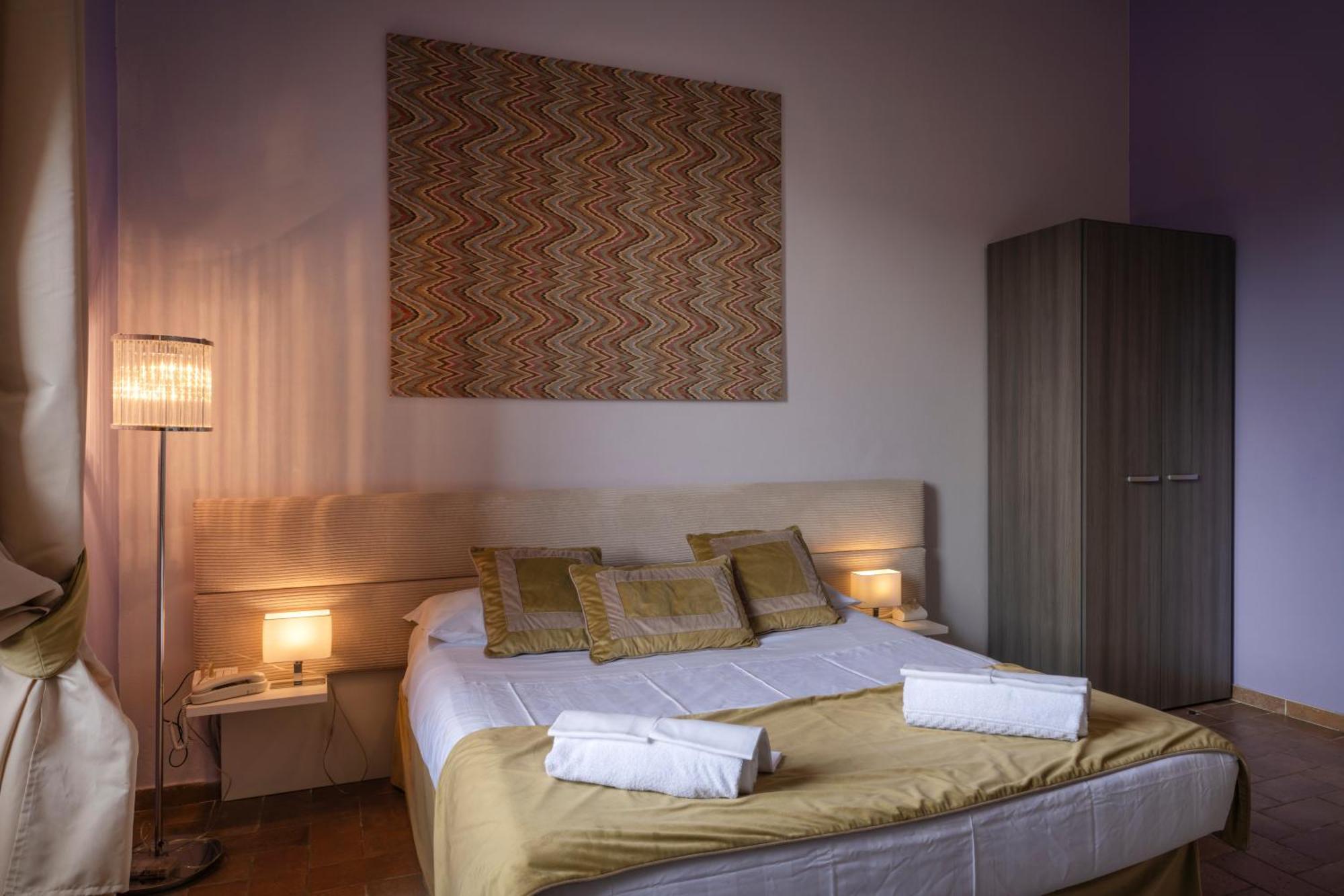 Hotel Palazzo Renieri - 3Stelle S Colle Val D'Elsa Eksteriør bilde