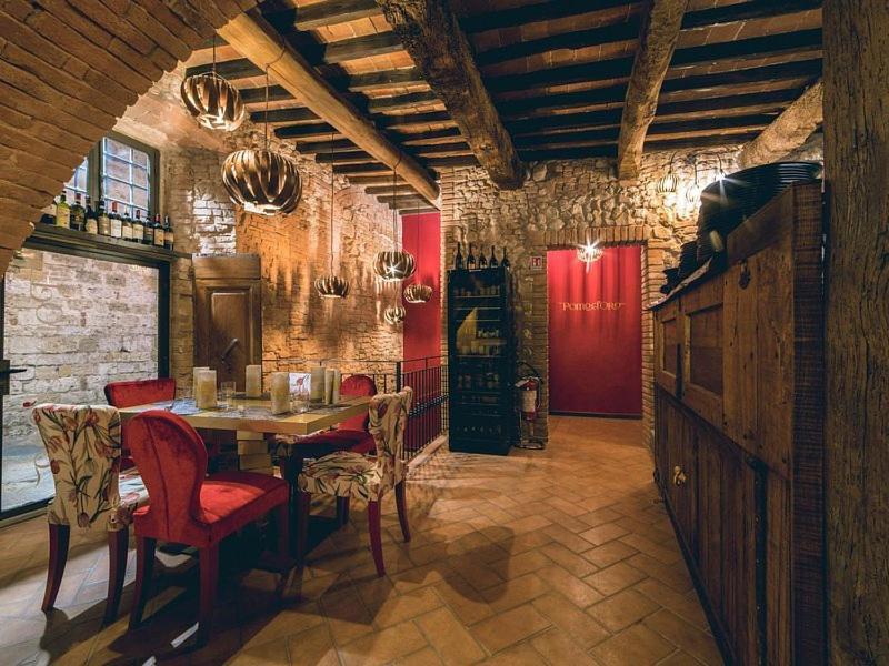Hotel Palazzo Renieri - 3Stelle S Colle Val D'Elsa Eksteriør bilde
