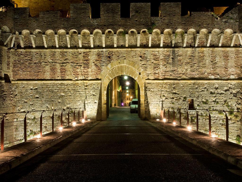 Hotel Palazzo Renieri - 3Stelle S Colle Val D'Elsa Eksteriør bilde